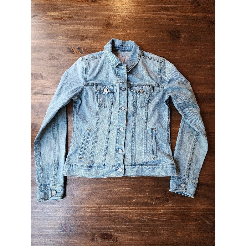 Old Navy Women's M Tall Medium Wash Blue Denim Jean Trucker Jacket Fitted
